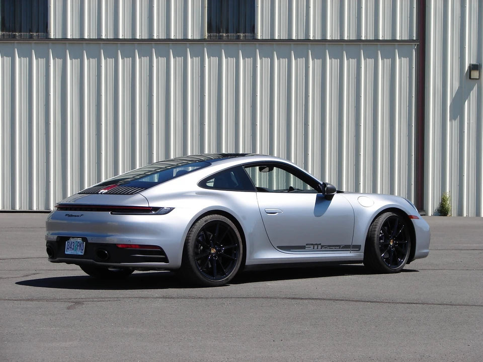 2023 Porsche 992 Carrera T - Image 29 of 31