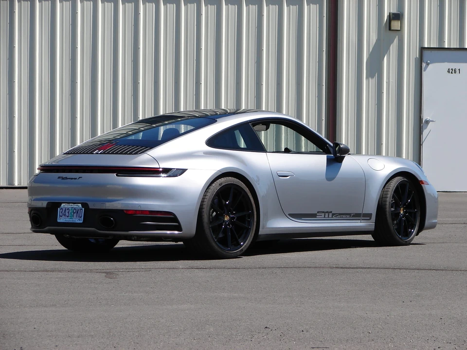 2023 Porsche 992 Carrera T - Image 27 of 31