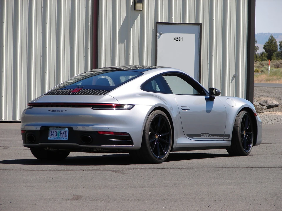 2023 Porsche 992 Carrera T - Image 25 of 31
