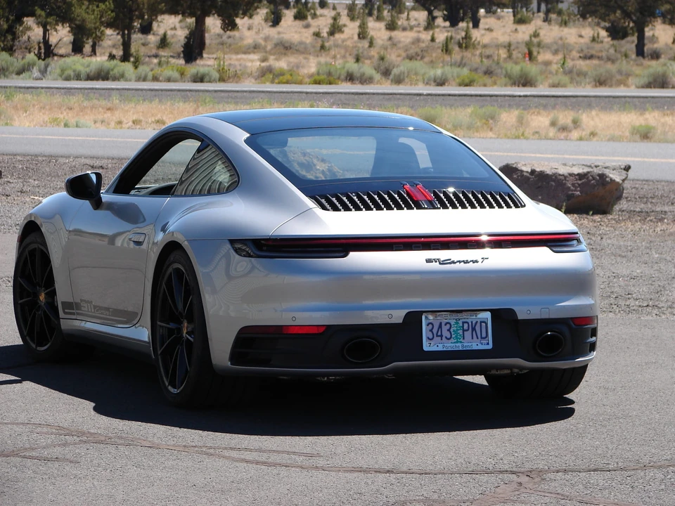 2023 Porsche 992 Carrera T - Image 15 of 31