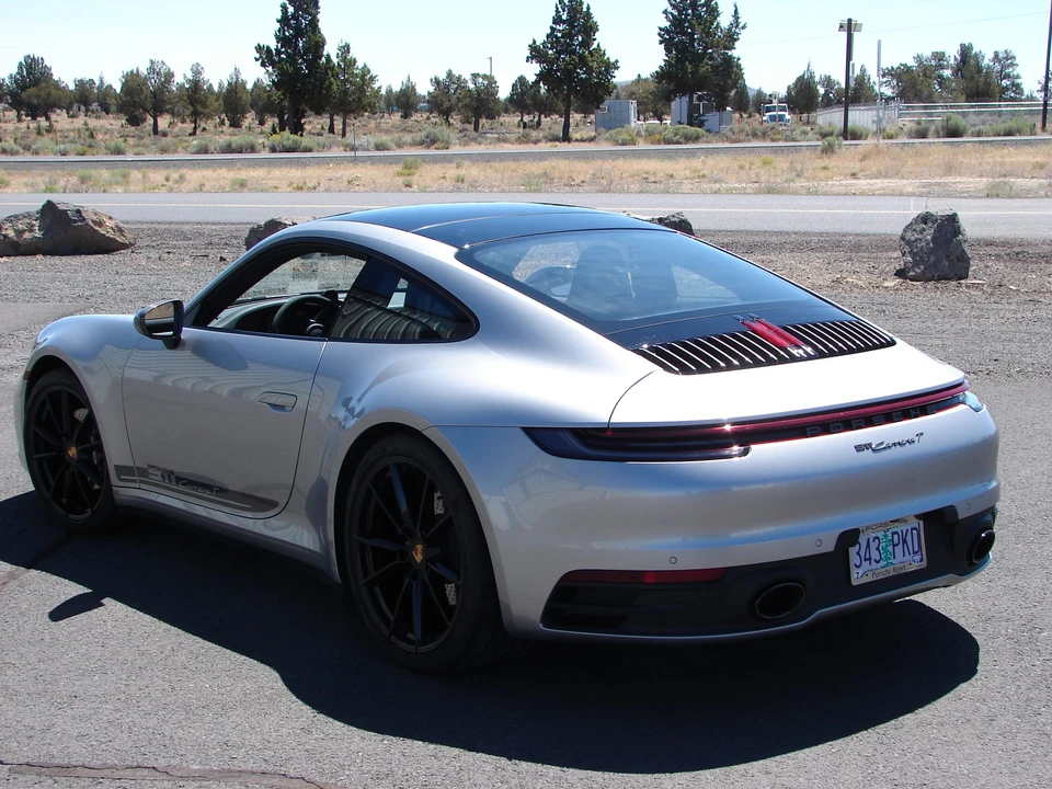 2023 Porsche 992 Carrera T - Image 14 of 31