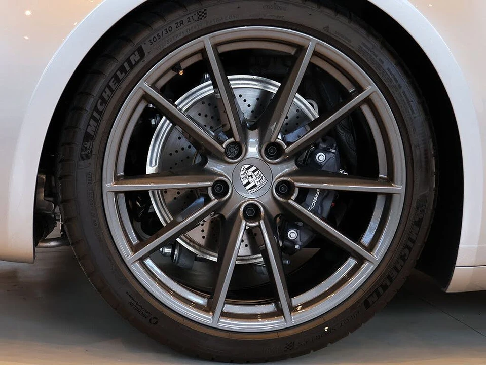 2023 Porsche 992 Carrera T - Image 12 of 31