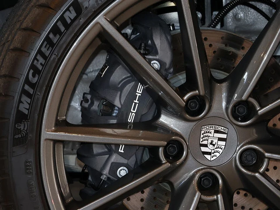 2023 Porsche 992 Carrera T - Image 8 of 31