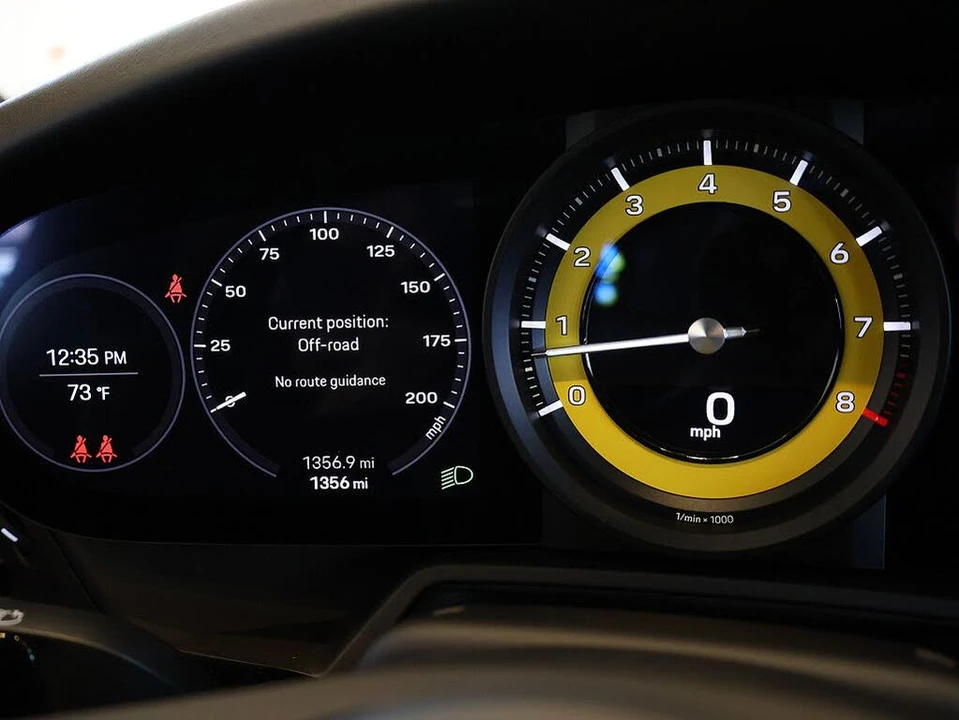 2023 Porsche 992 Carrera T - Image 18 of 31