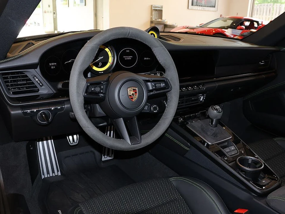 2023 Porsche 992 Carrera T - Image 13 of 31
