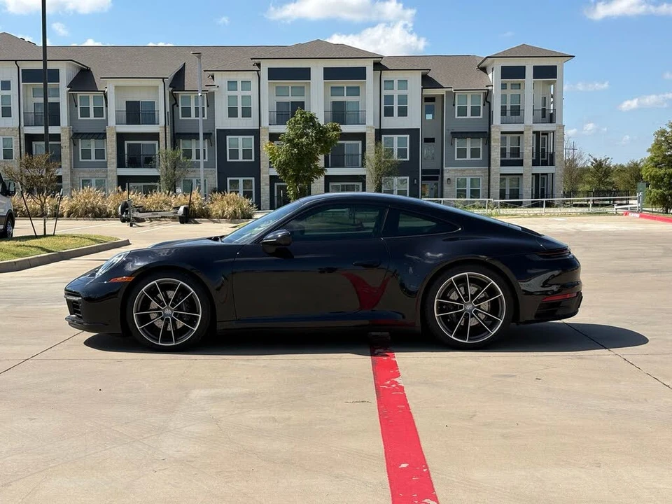 2023 Porsche 992 Carrera T - Image 4 of 11
