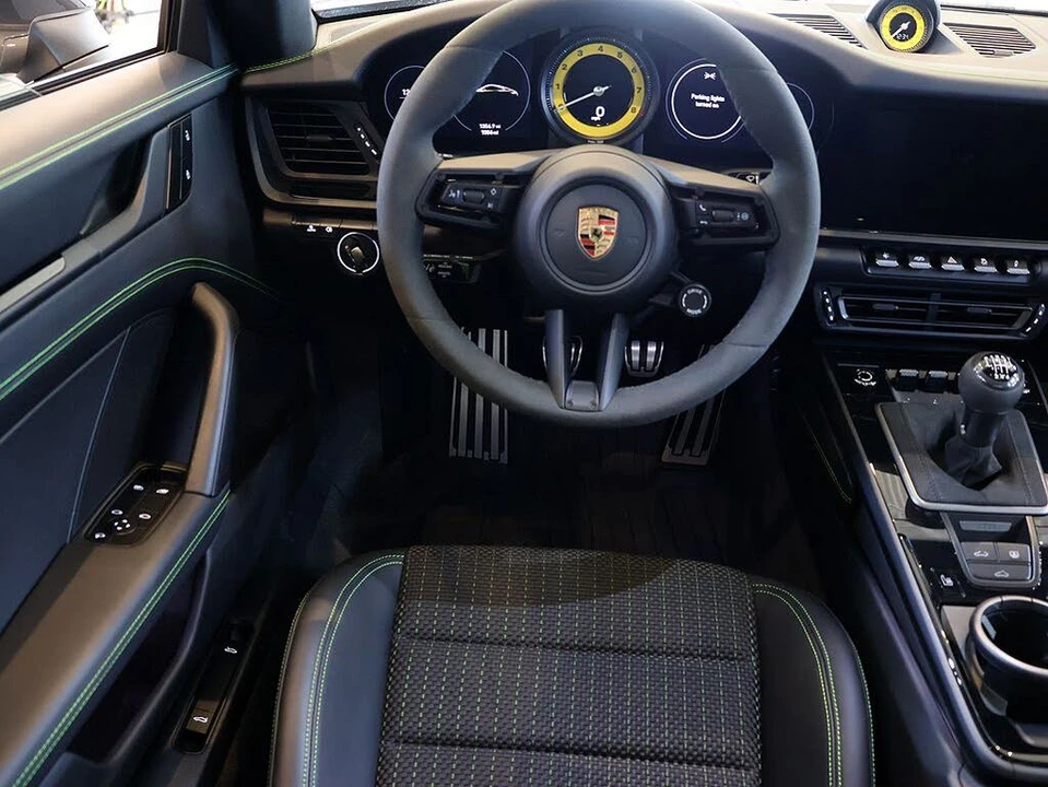 2023 Porsche 992 Carrera T - Image 16 of 31