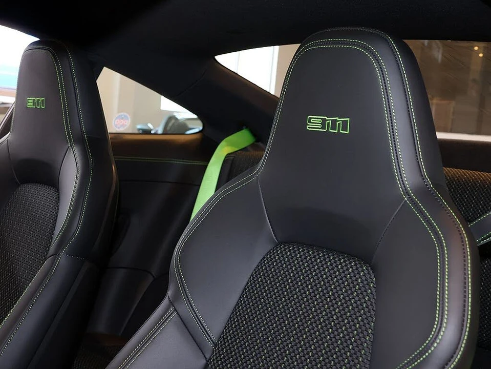 2023 Porsche 992 Carrera T - Image 14 of 31