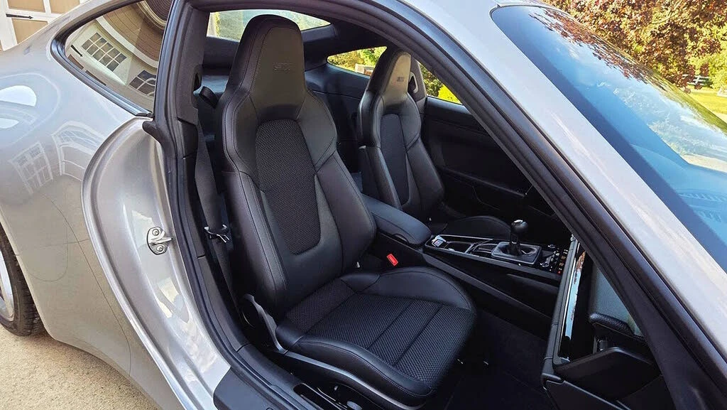 2023 Porsche 992 Carrera T - Image 27 of 29
