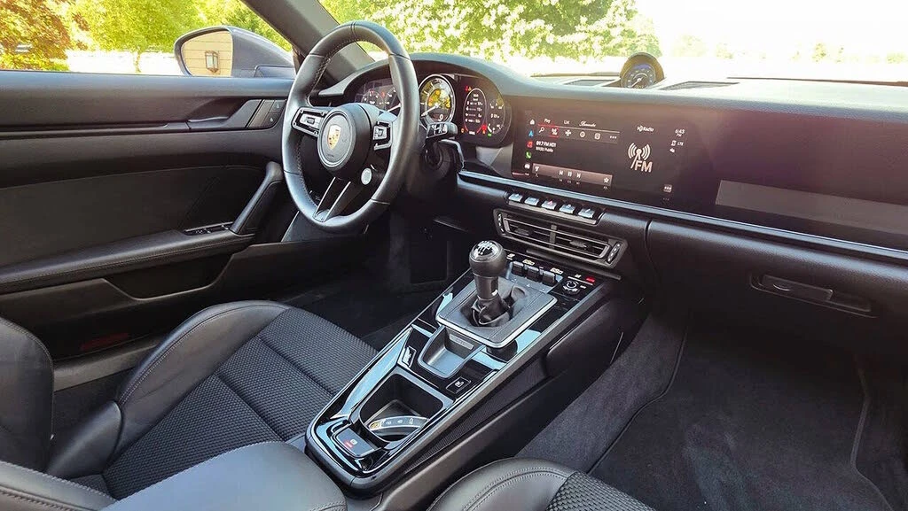 2023 Porsche 992 Carrera T - Image 28 of 29