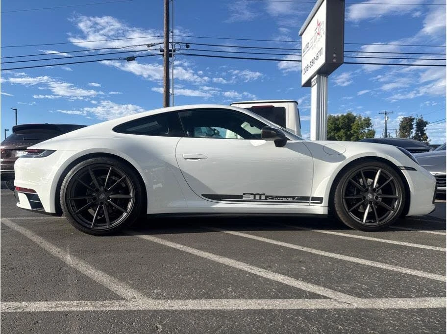 2023 Porsche 992 Carrera T - Image 3 of 3