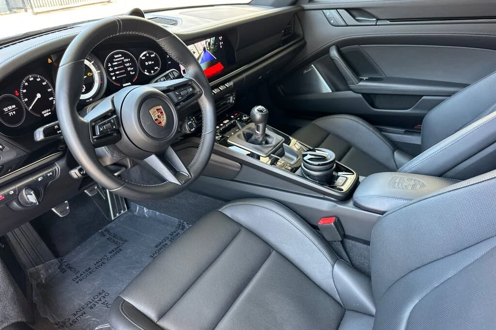 2023 Porsche 992 Carrera T - Image 4 of 28