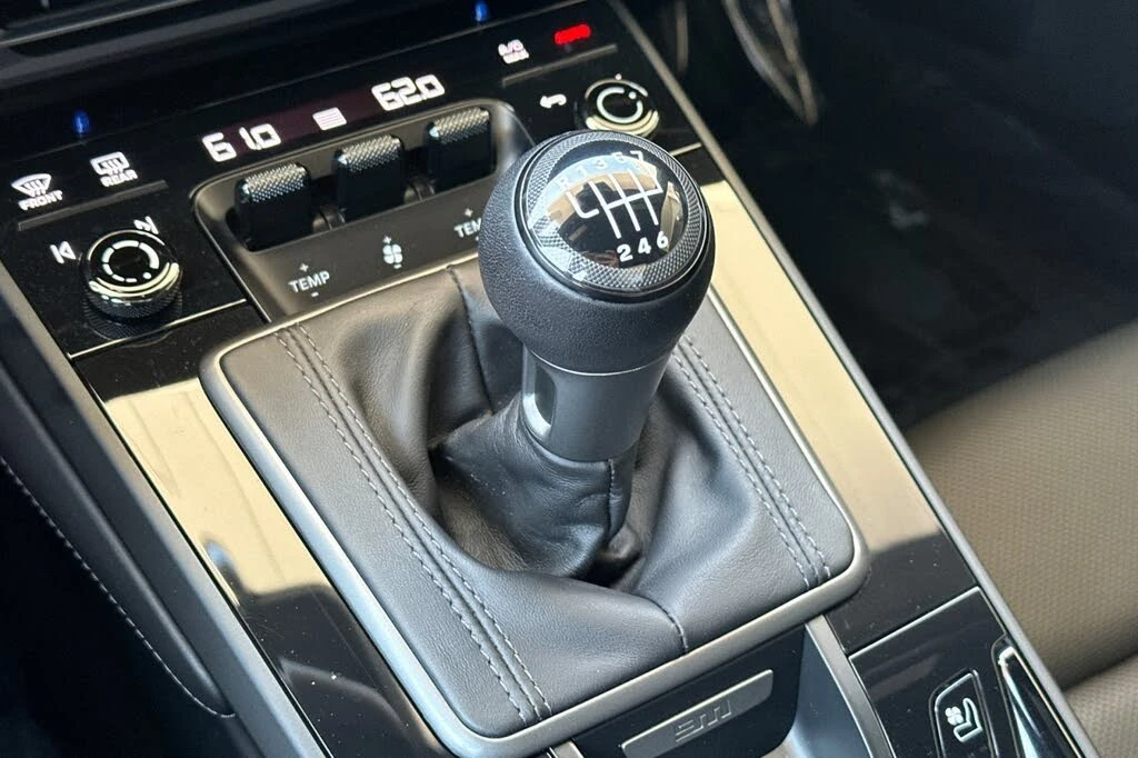 2023 Porsche 992 Carrera T - Image 21 of 28