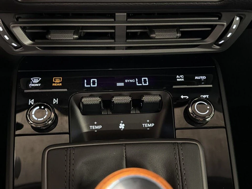 2023 Porsche 992 Carrera T - Image 16 of 30