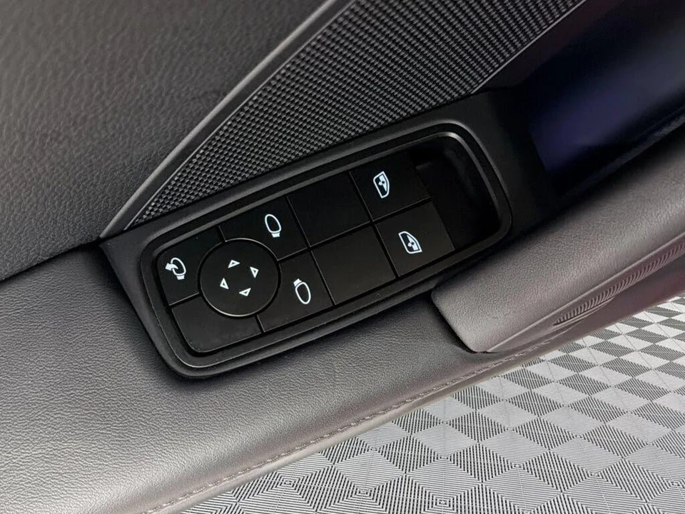2023 Porsche 992 Carrera T - Image 14 of 30