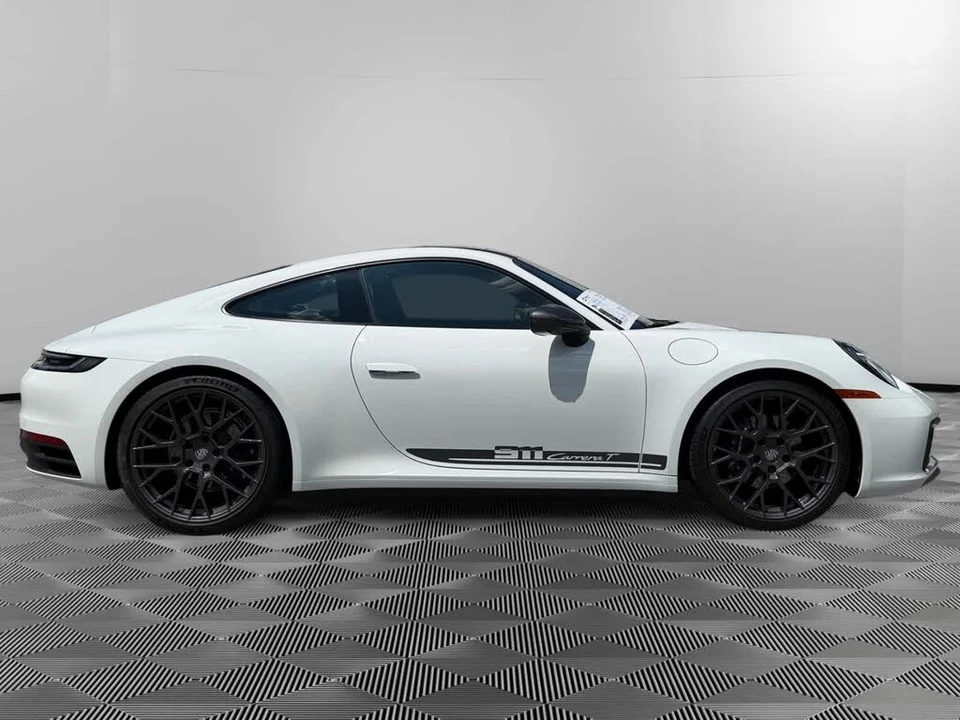 2023 Porsche 992 Carrera T - Image 6 of 28