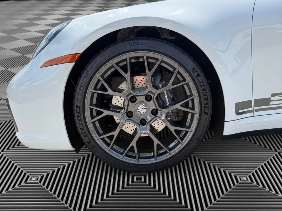 2023 Porsche 992 Carrera T - Image 9 of 28