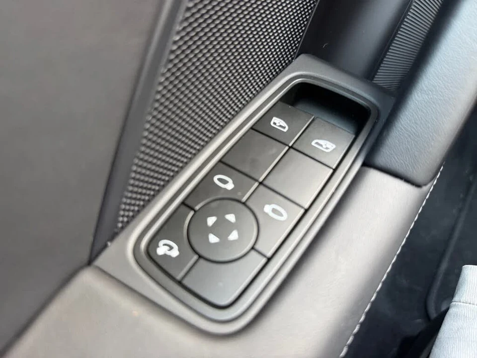 2023 Porsche 992 Carrera T - Image 25 of 28