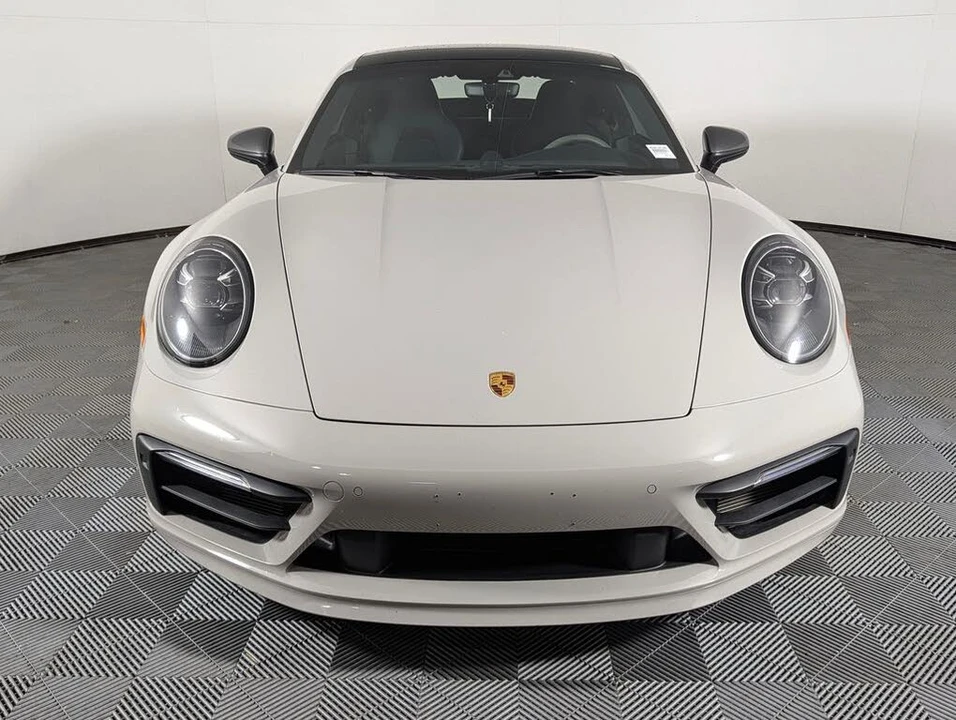 2023 Porsche 992 Carrera T - Image 10 of 31