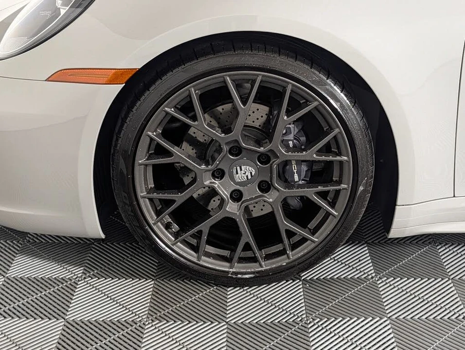 2023 Porsche 992 Carrera T - Image 11 of 31