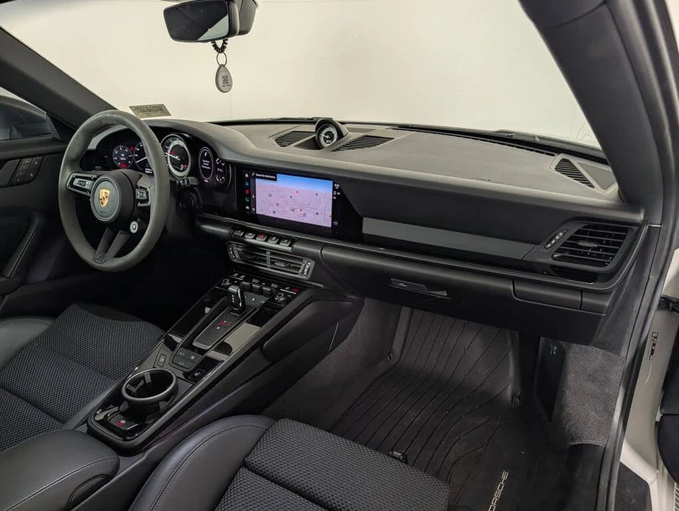 2023 Porsche 992 Carrera T - Image 18 of 31
