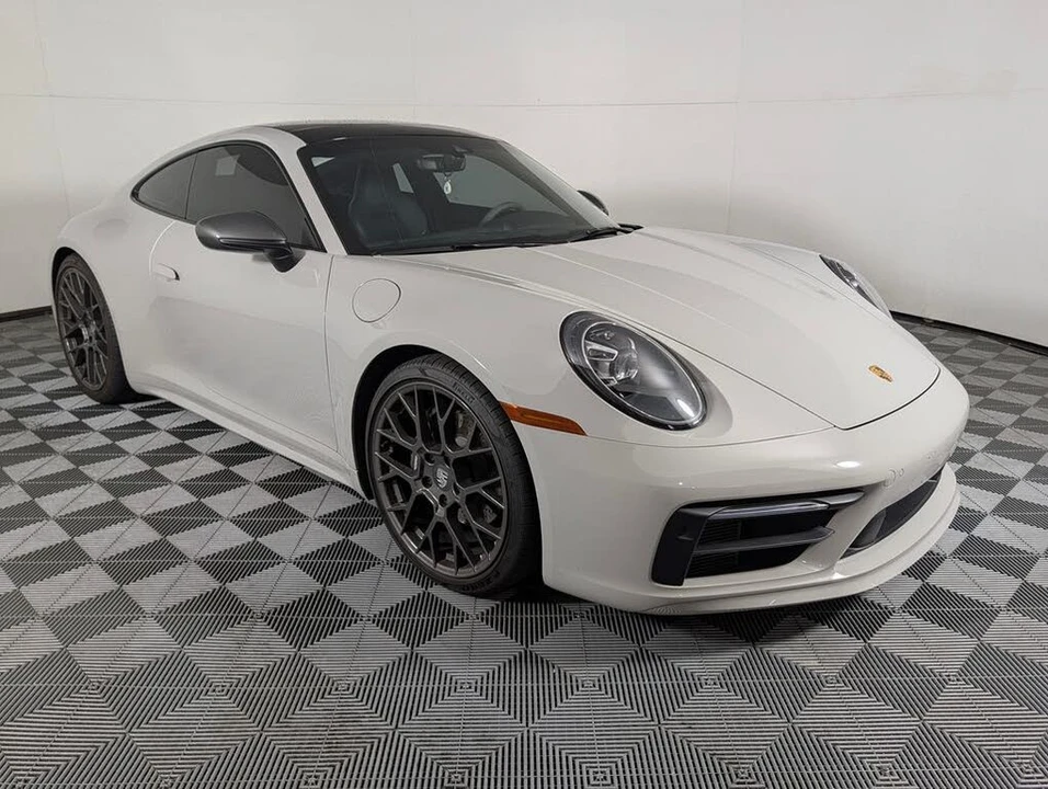 2023 Porsche 992 Carrera T - Image 9 of 31