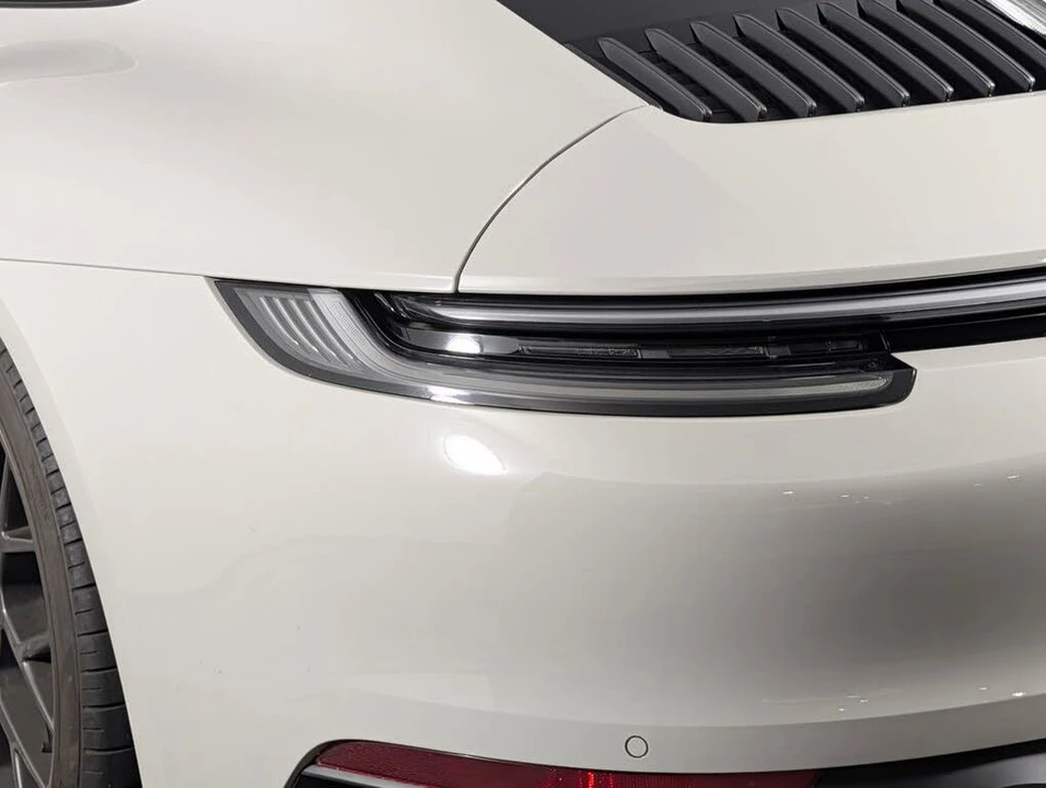 2023 Porsche 992 Carrera T - Image 16 of 31