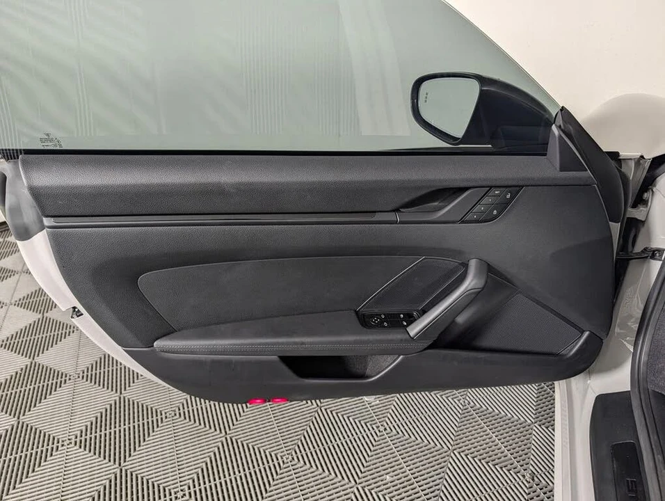 2023 Porsche 992 Carrera T - Image 24 of 31