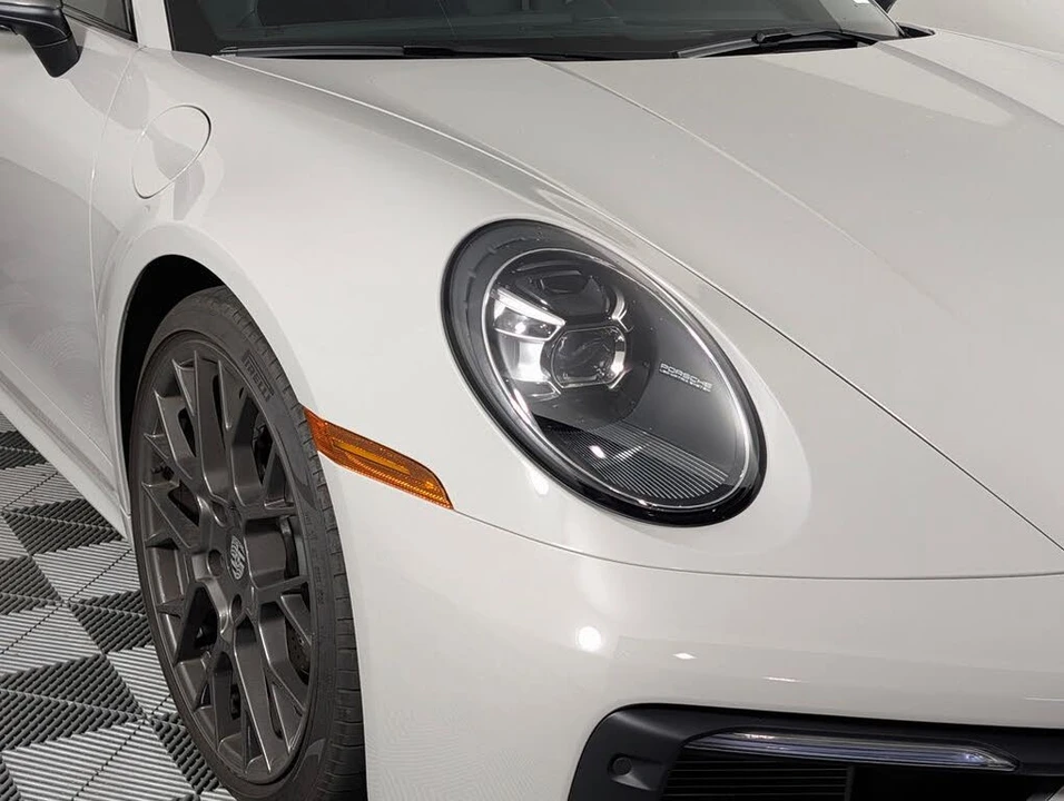 2023 Porsche 992 Carrera T - Image 15 of 31