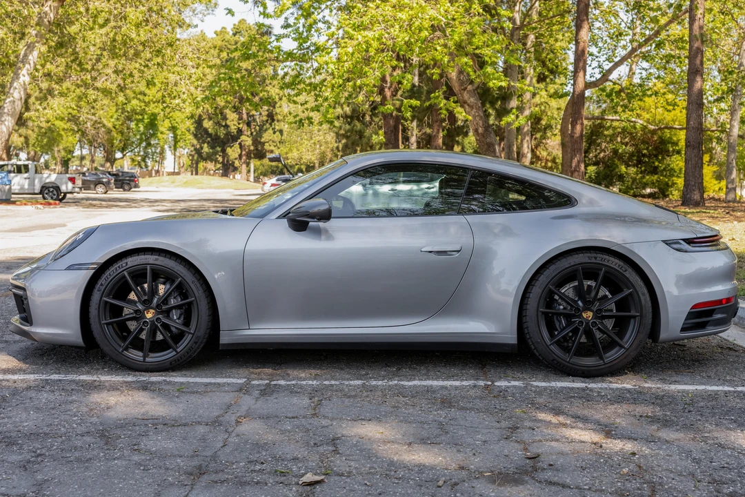 2023 Porsche 992 Carrera T - Image 6 of 31