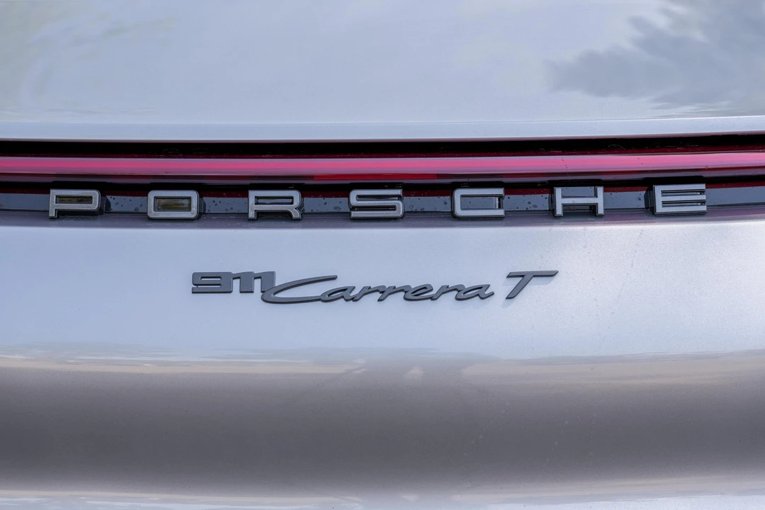 2023 Porsche 992 Carrera T - Image 25 of 31