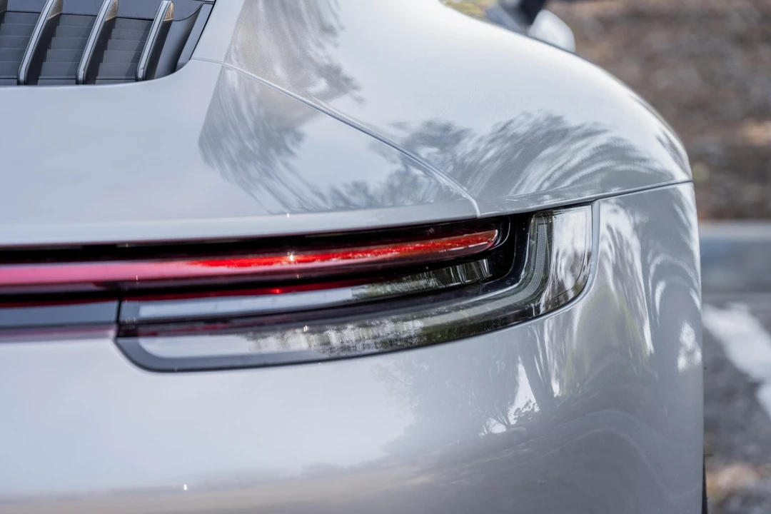 2023 Porsche 992 Carrera T - Image 27 of 31