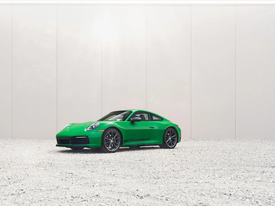 2023 Porsche 992 Carrera T - Image 6 of 31