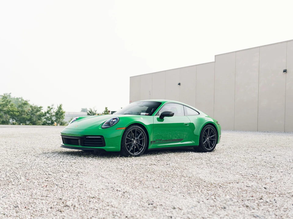 2023 Porsche 992 Carrera T - Image 7 of 31