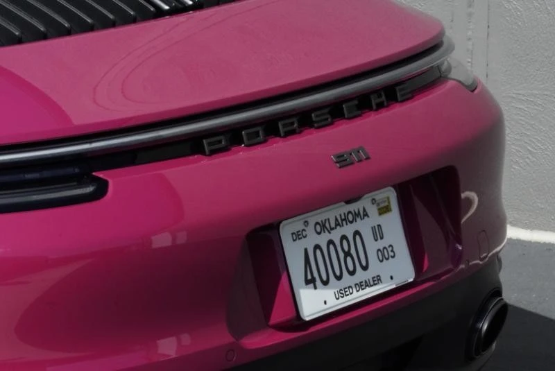 2023 Porsche - Image 14 of 31