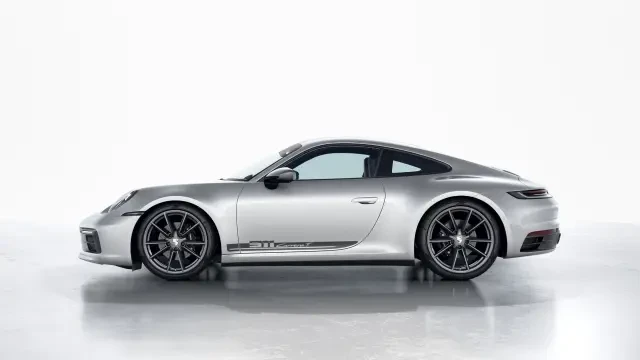 2023 Porsche 992 Carrera T - Image 15 of 31