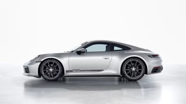 2023 Porsche 992 Carrera T - Image 11 of 31