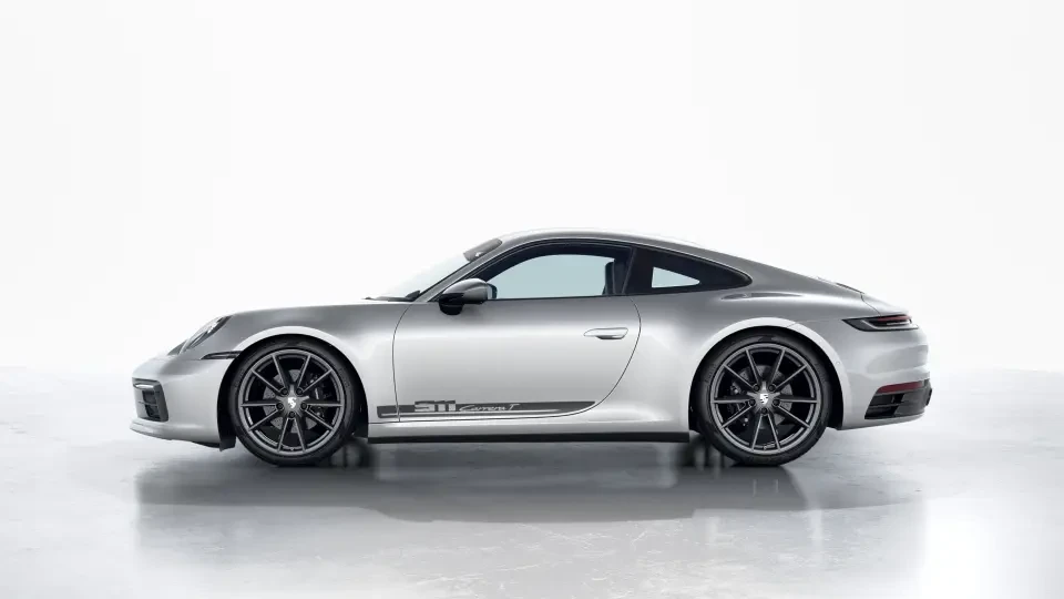 2023 Porsche 992 Carrera T - Image 16 of 31