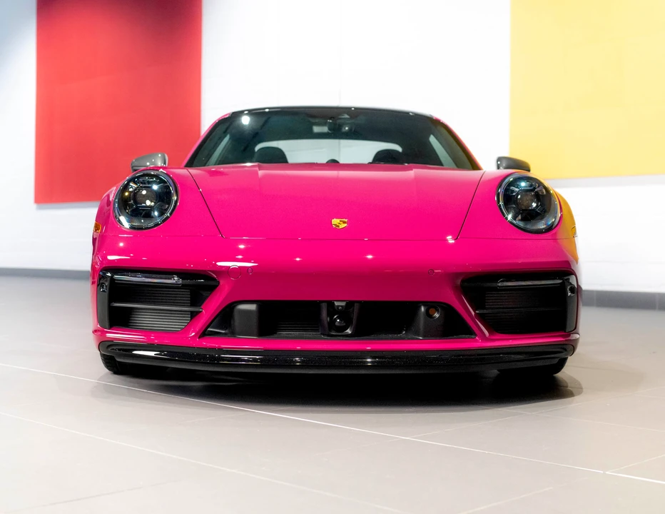 2023 Porsche 992 Carrera T - Image 13 of 31