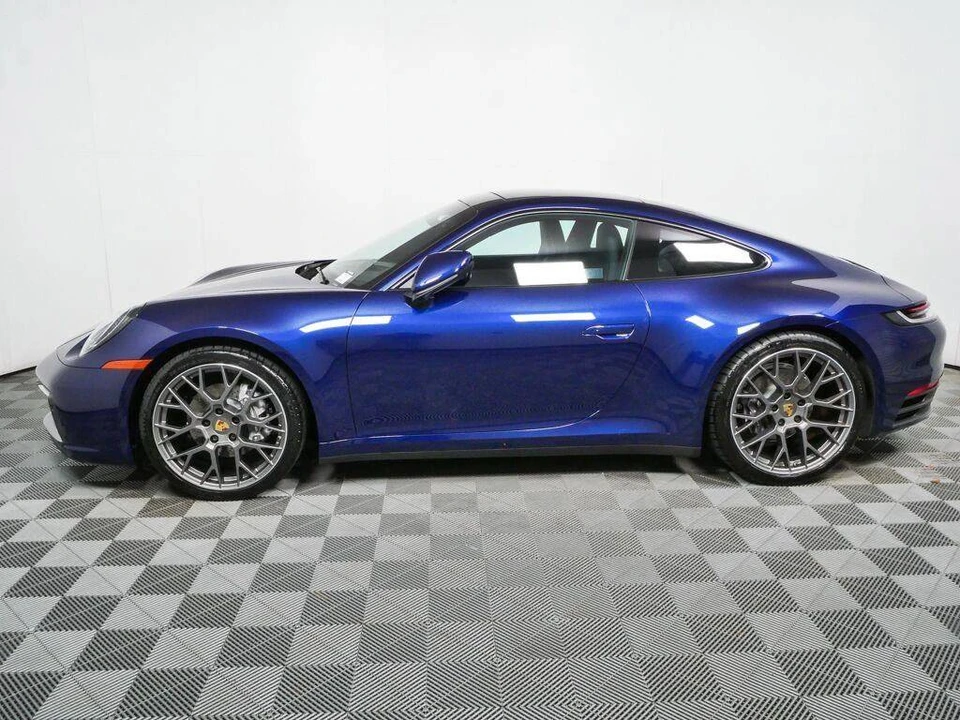 2023 Porsche 992 Carrera - Image 2 of 5