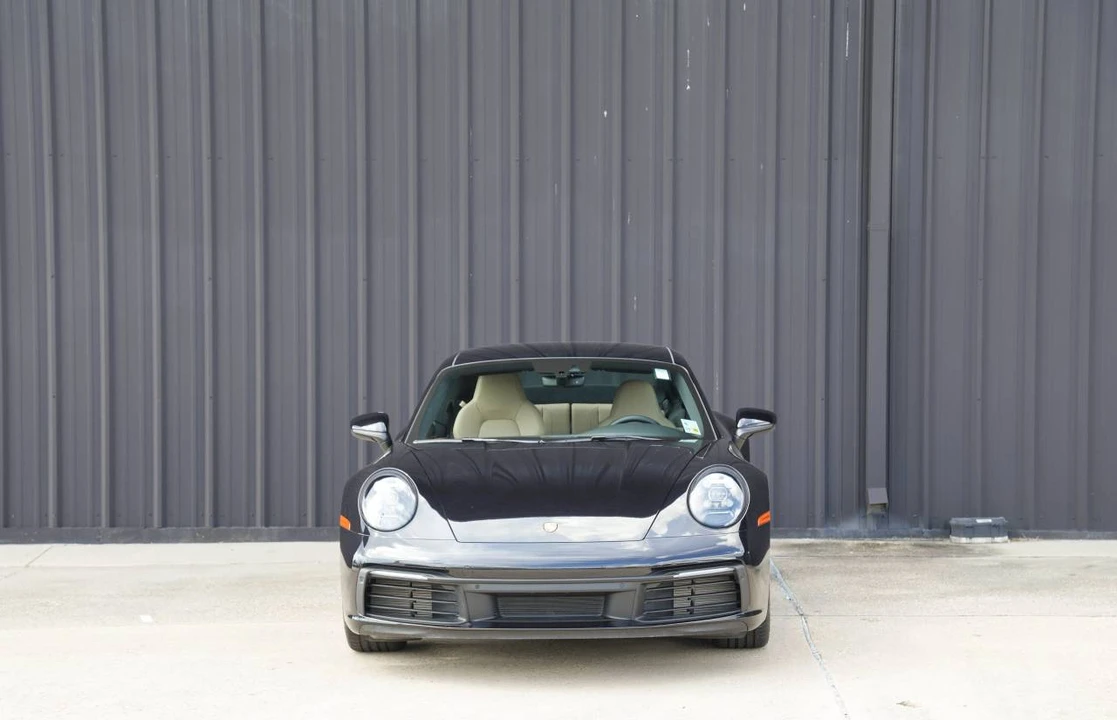 2023 Porsche 992 Carrera - Image 4 of 5