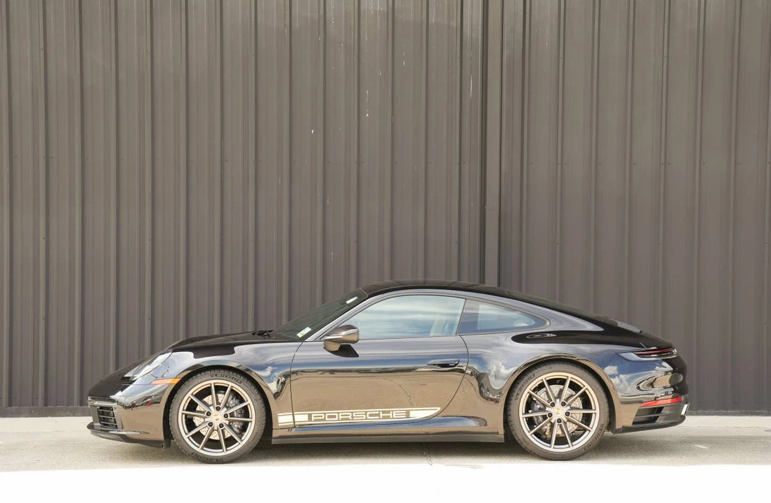 2023 Porsche 992 Carrera - Image 2 of 5