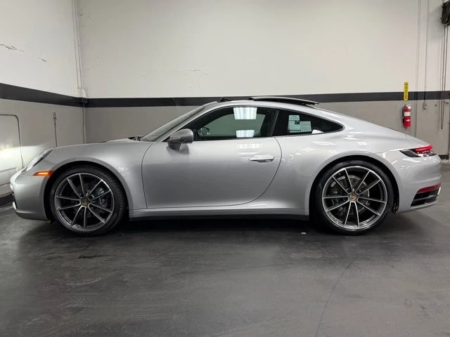 2023 Porsche 992 Carrera - Image 8 of 21