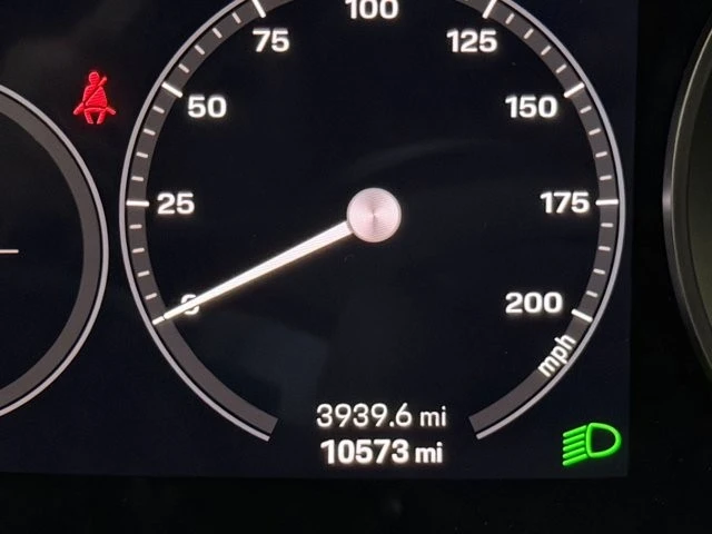 2023 Porsche 992 Carrera - Image 28 of 31