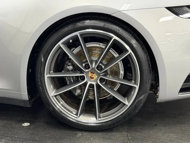 2023 Porsche 992 Carrera - Image 15 of 21