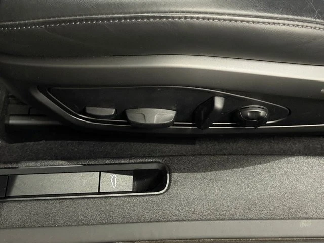 2023 Porsche 992 Carrera - Image 25 of 31