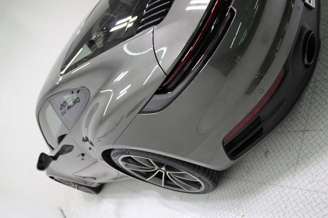 2023 Porsche 992 Carrera - Image 17 of 21