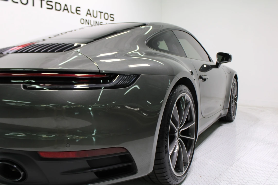 2023 Porsche 992 Carrera - Image 19 of 21