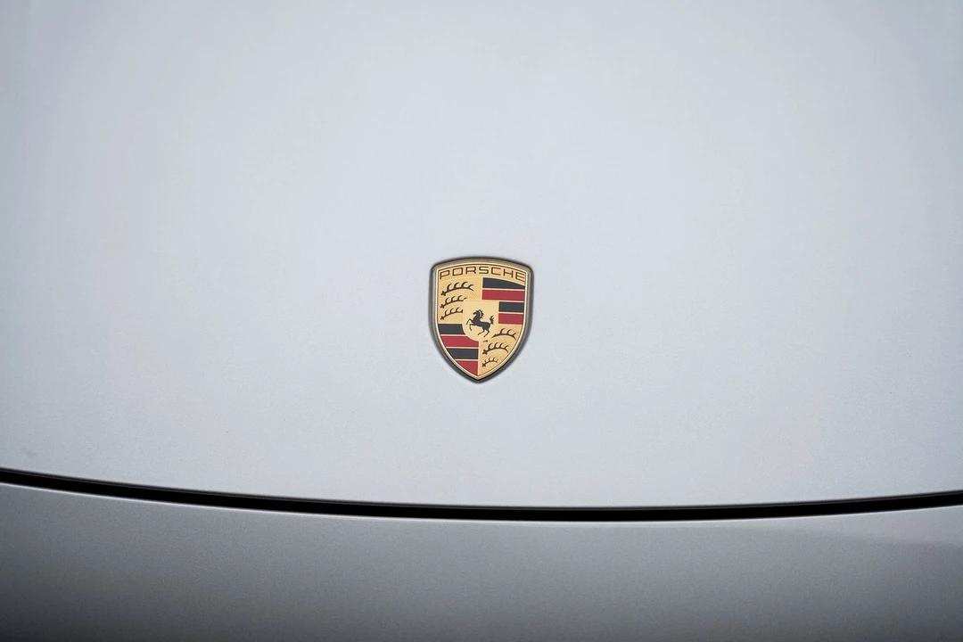 2023 Porsche 992 Carrera - Image 12 of 21