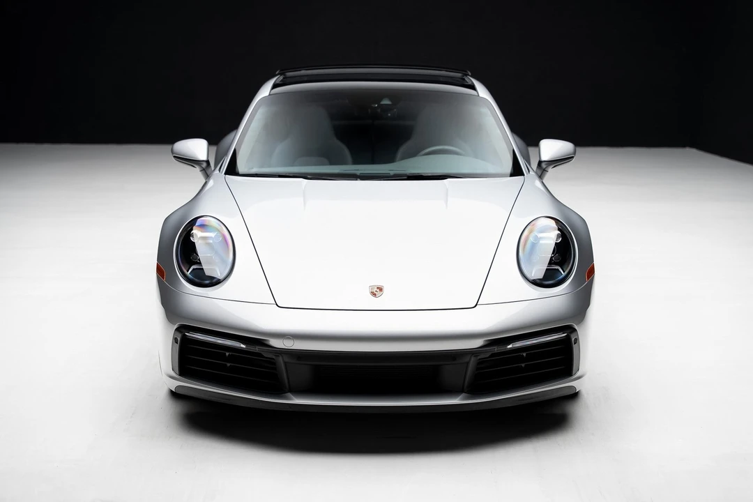 2023 Porsche 992 Carrera - Image 5 of 12